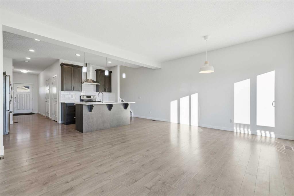 Picture for 305 Hillcrest Road SW