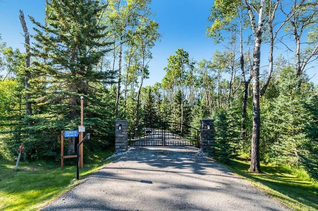 Picture for 224035 318 Avenue W