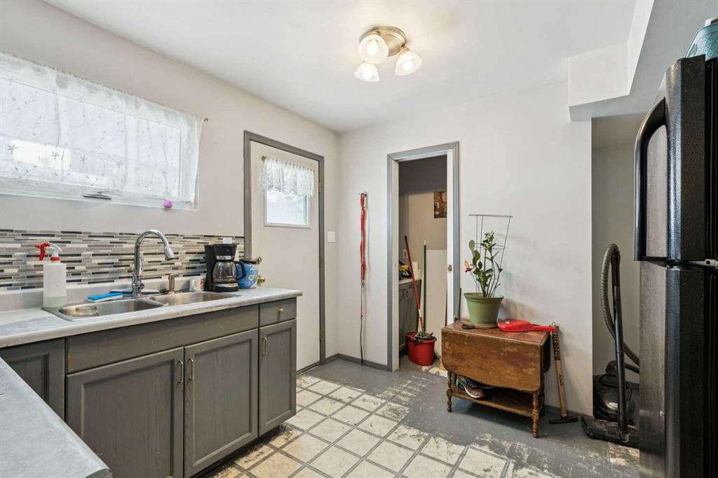 Picture for 619 Merrill Drive NE