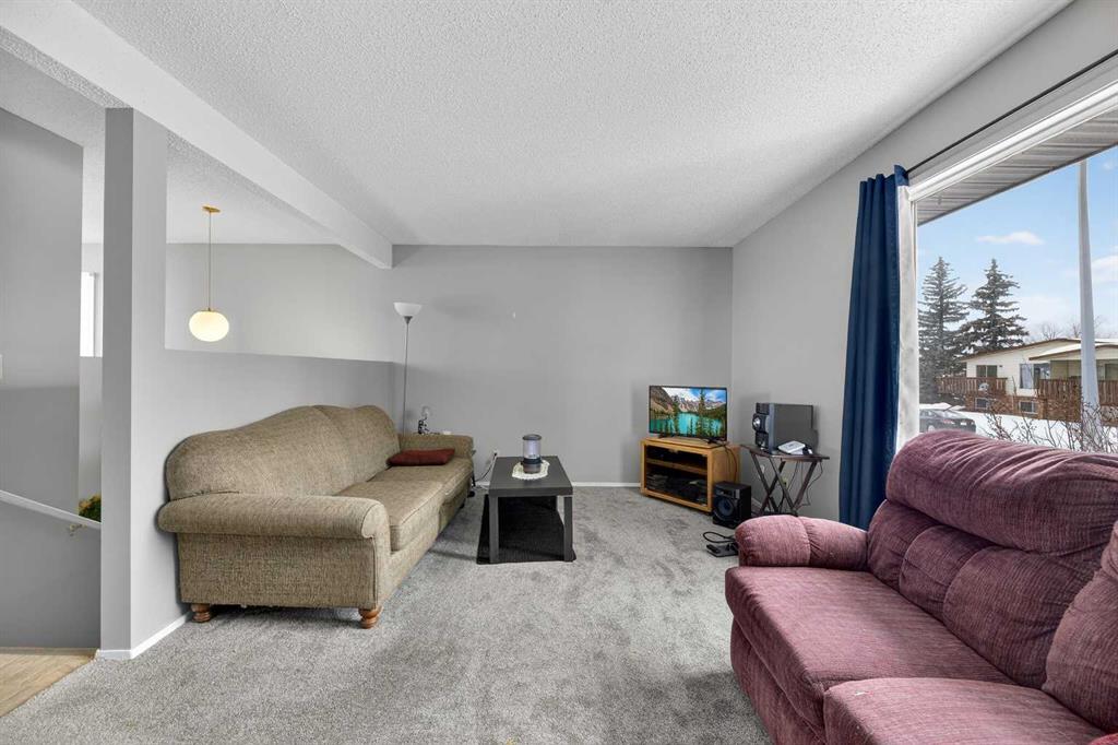 Picture for 6119 53 Street 