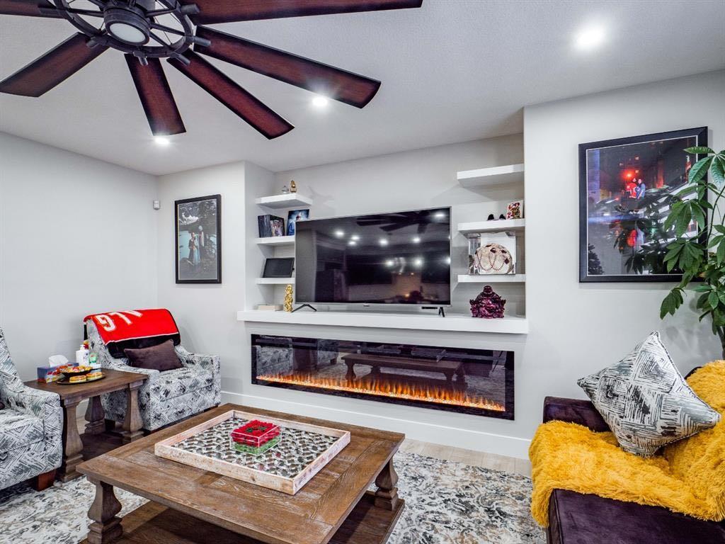 Picture for 132 Belvedere Drive SE