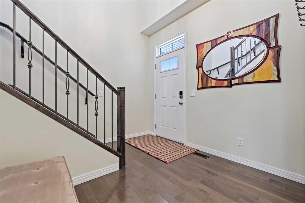 Picture for 415 Auburn Bay Avenue SE