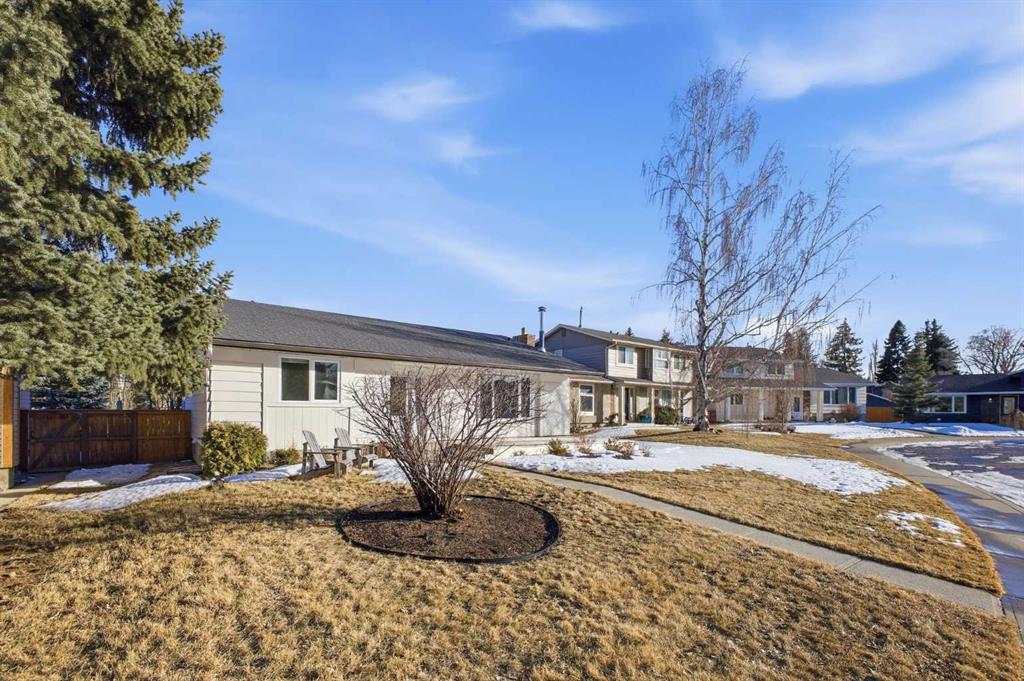 Picture for 36 Lake Adams Place SE