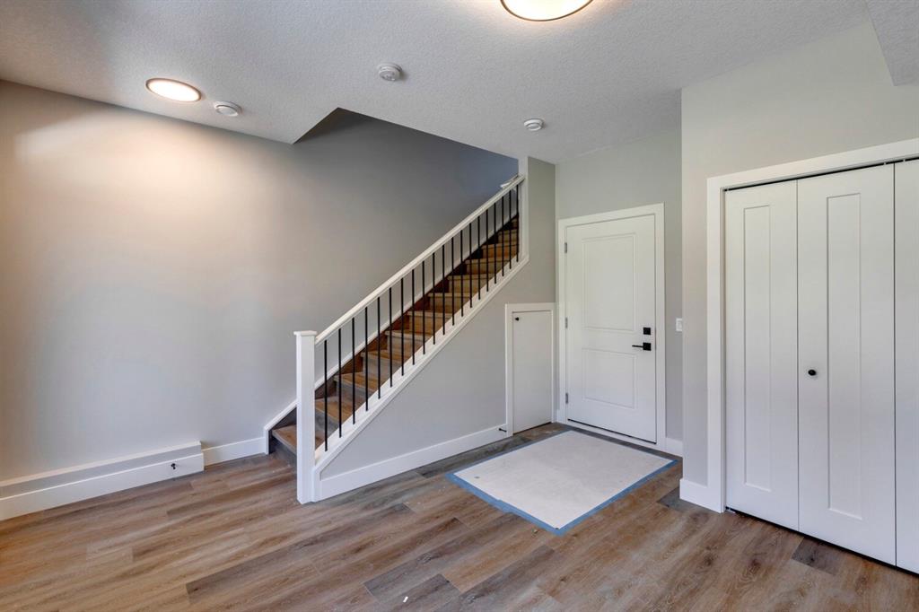 Picture for 81 Royal Elm Green NW