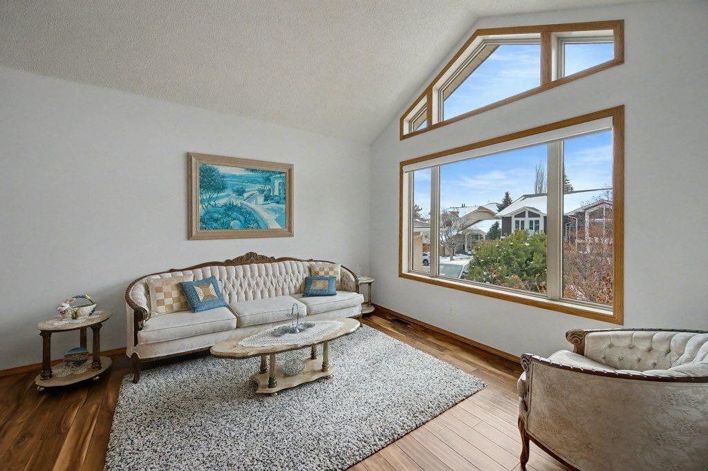 Picture for 16 Straddock Crescent SW