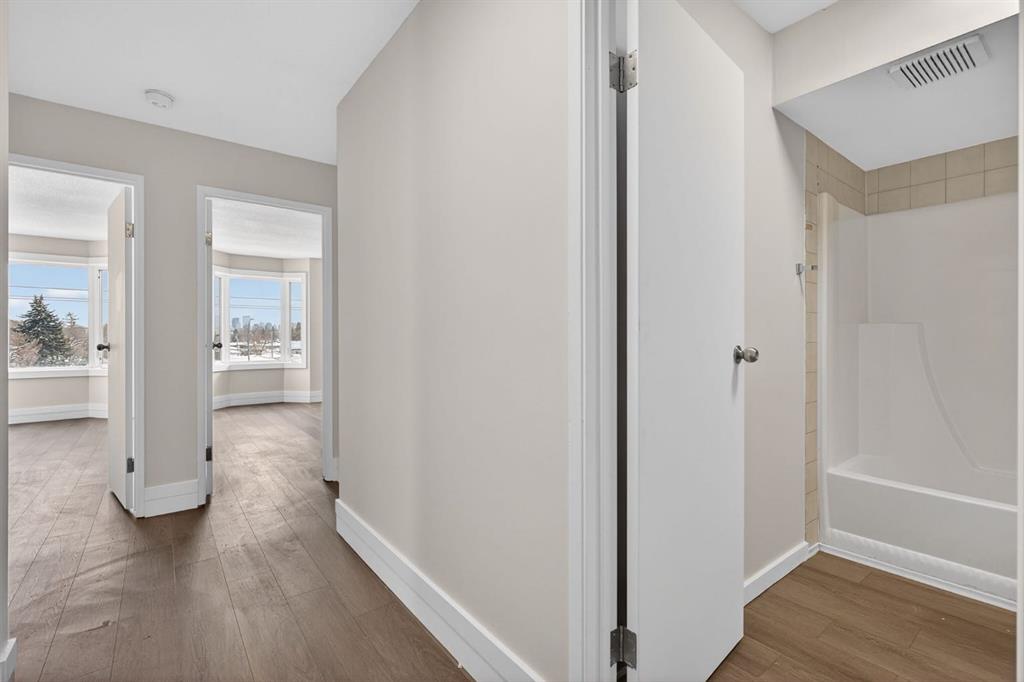 Picture for 315, 335 Garry Crescent NE