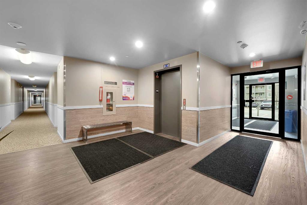 Picture for 3212, 181 Skyview Ranch Manor NE