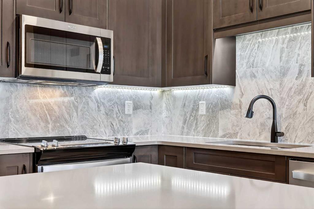 Picture for 401, 150 Shawnee Square SW