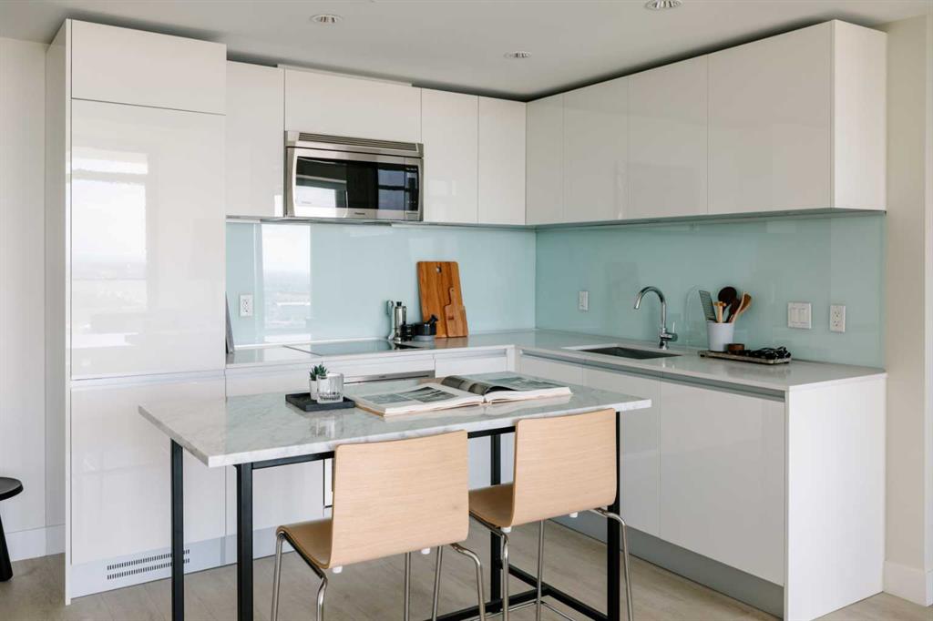 Picture for 2710, 1188 3 Street SE