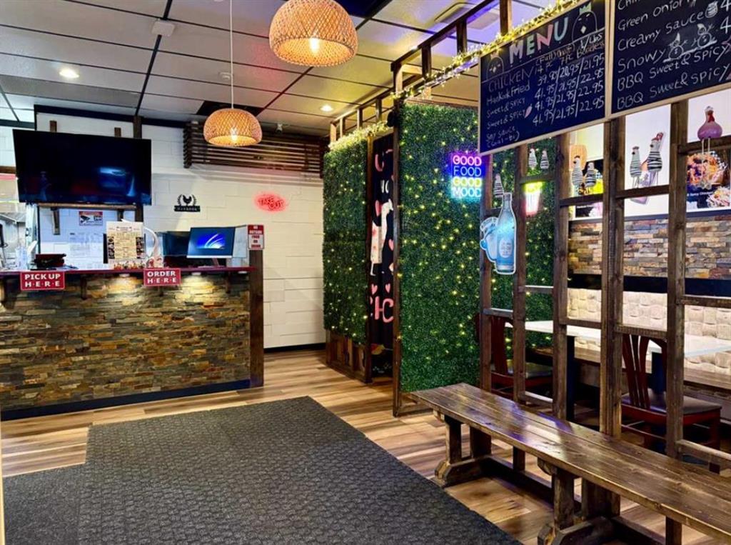 Picture for 923 6 Avenue SW