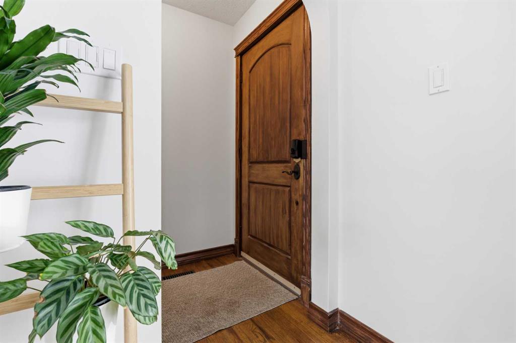 Picture for 1907 Kelwood Drive SW