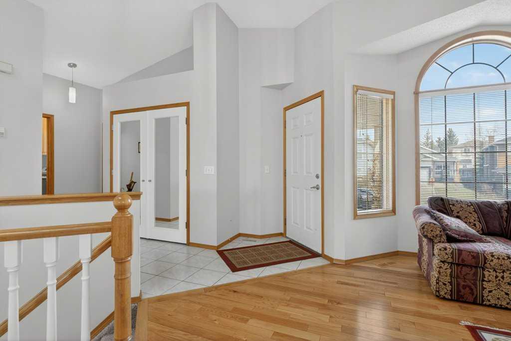 Picture for 68 Arbour Wood Close NW