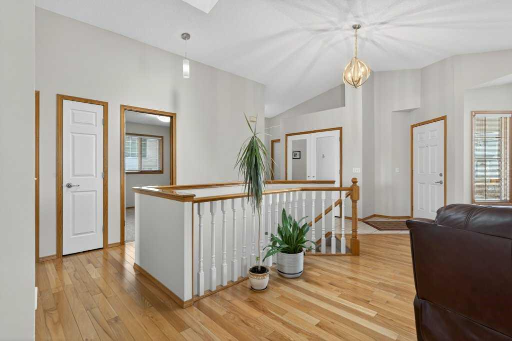 Picture for 68 Arbour Wood Close NW