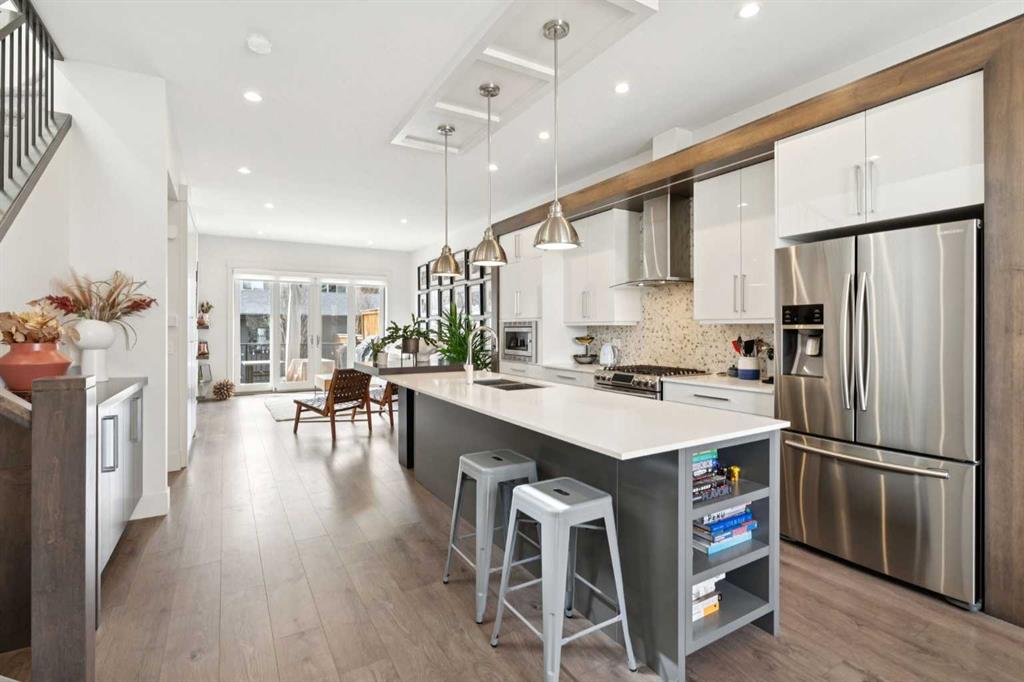 Picture for 3737 43 Street SW