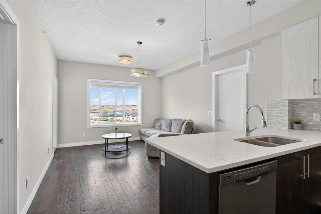 Picture for 318, 8 Sage Hill Terrace NW