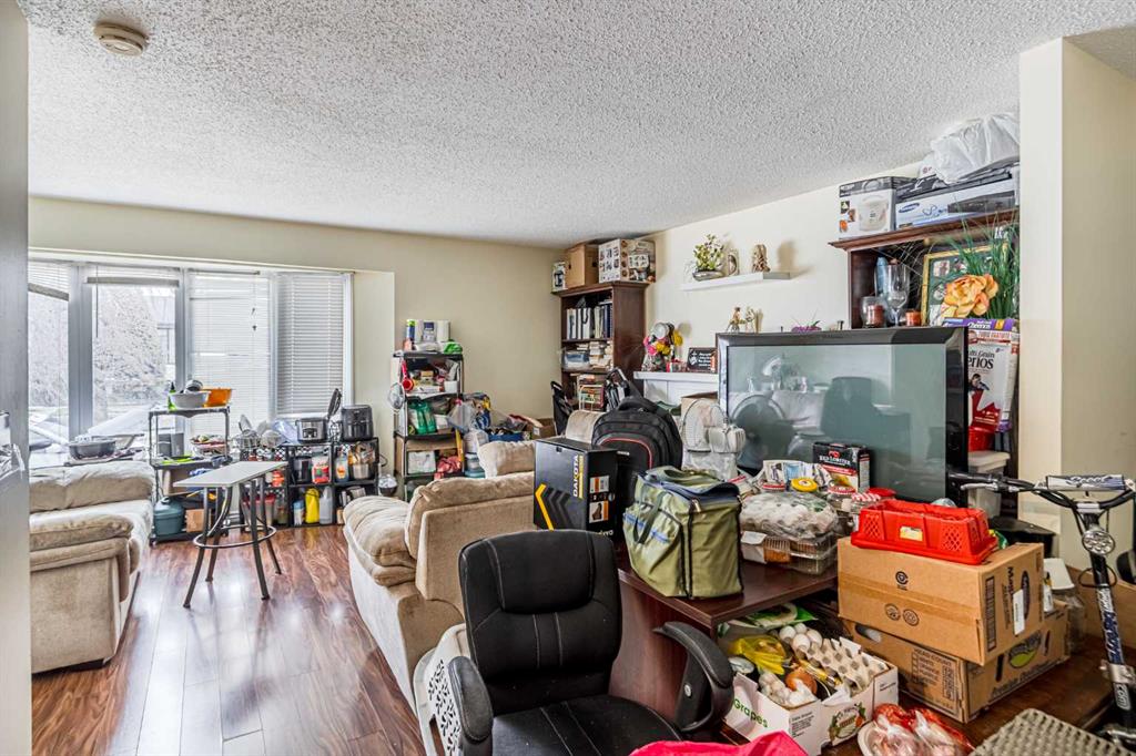 Picture for 121 Margate Close NE