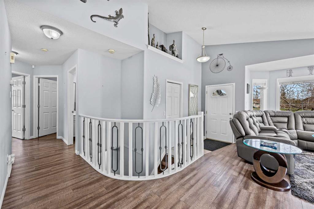 Picture for 187 West Lakeview Circle 