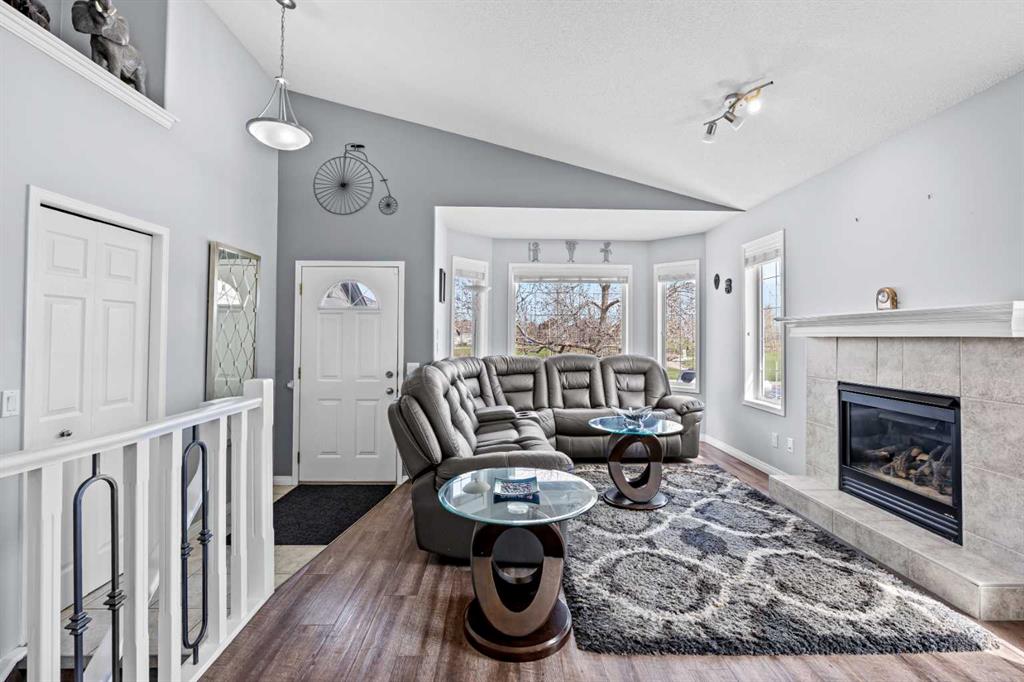 Picture for 187 West Lakeview Circle 