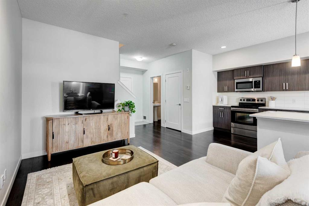 Picture for 214, 7 Westpark Common SW