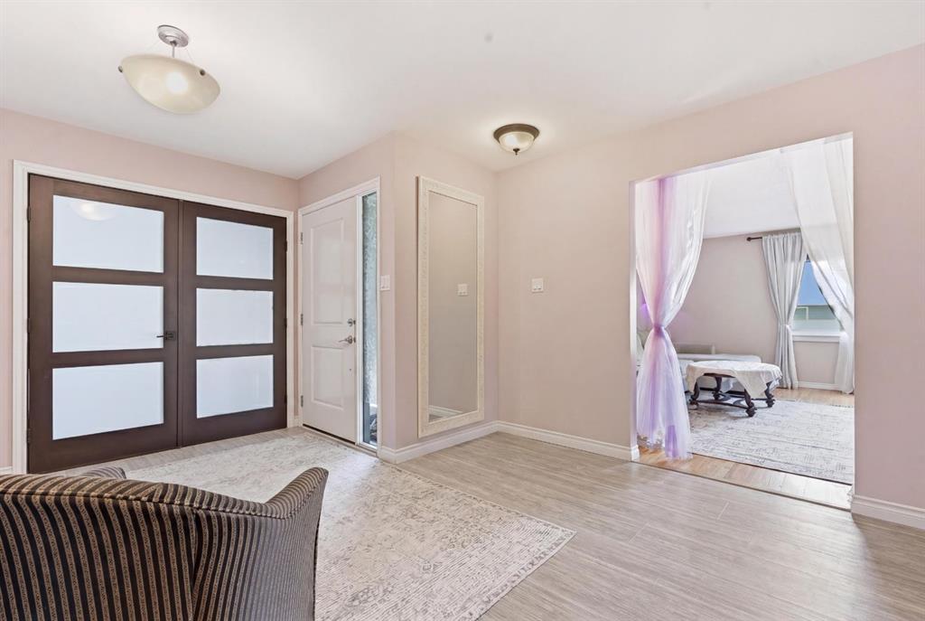 Picture for 1703 110 Avenue SW