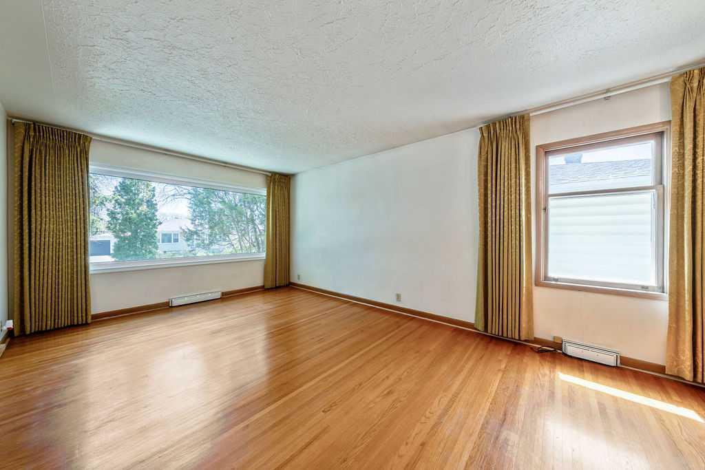 Picture for 1447 Renfrew Drive NE