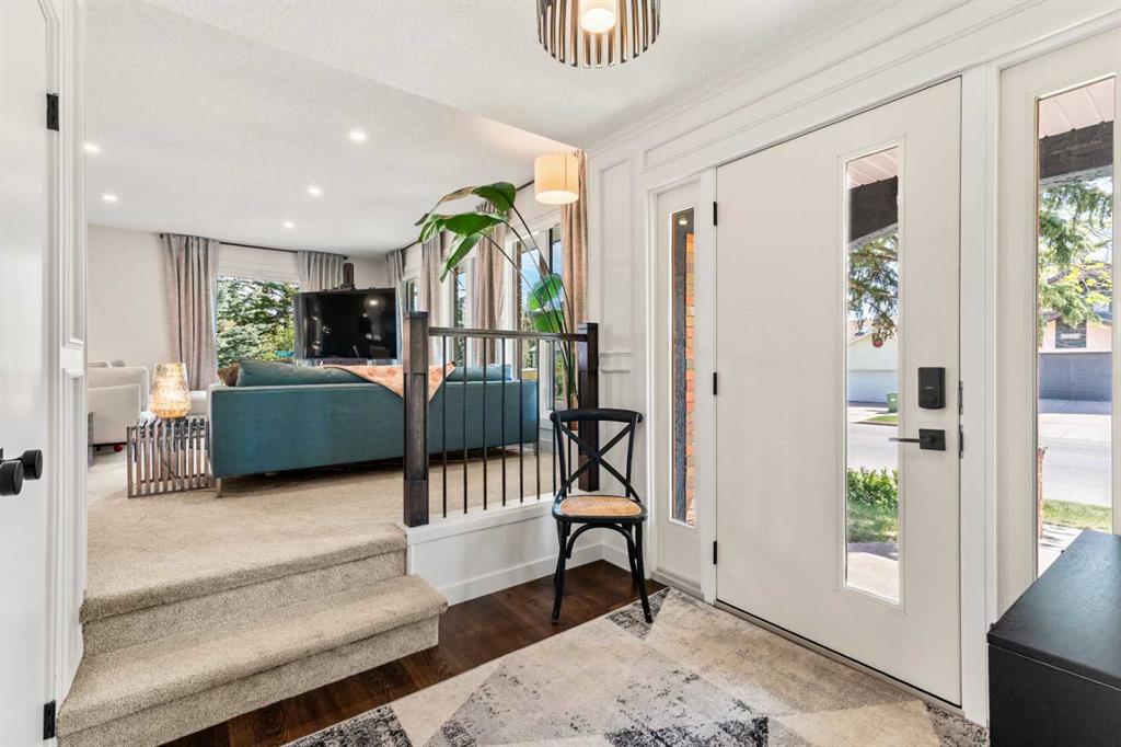 Picture for 263 Silvergrove Place NW
