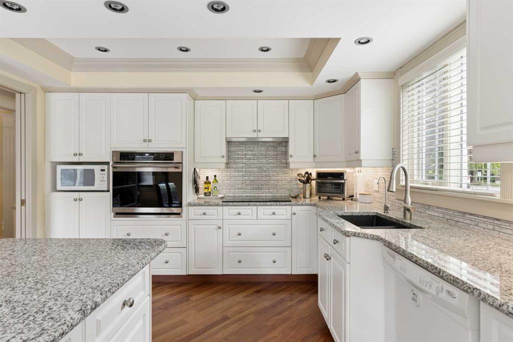 Picture for 206 Paliswood Park SW