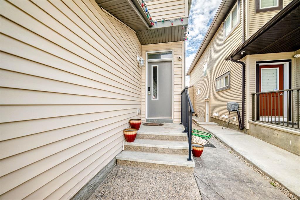 Picture for 85 Savanna Close NE