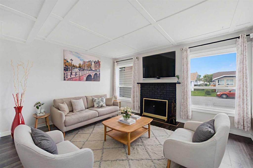 Picture for 17 Abberfield Crescent NE
