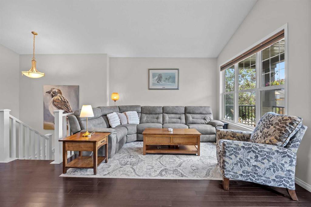 Picture for 70 Auburn Crest Green SE