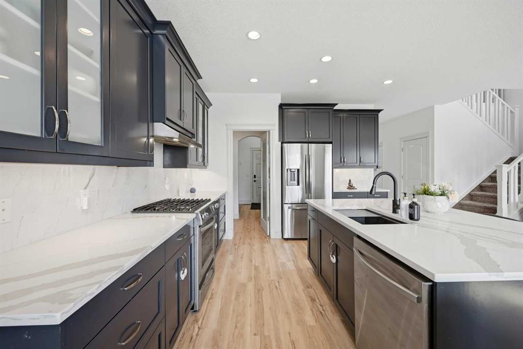 Picture for 1153 Kingston Crescent SE