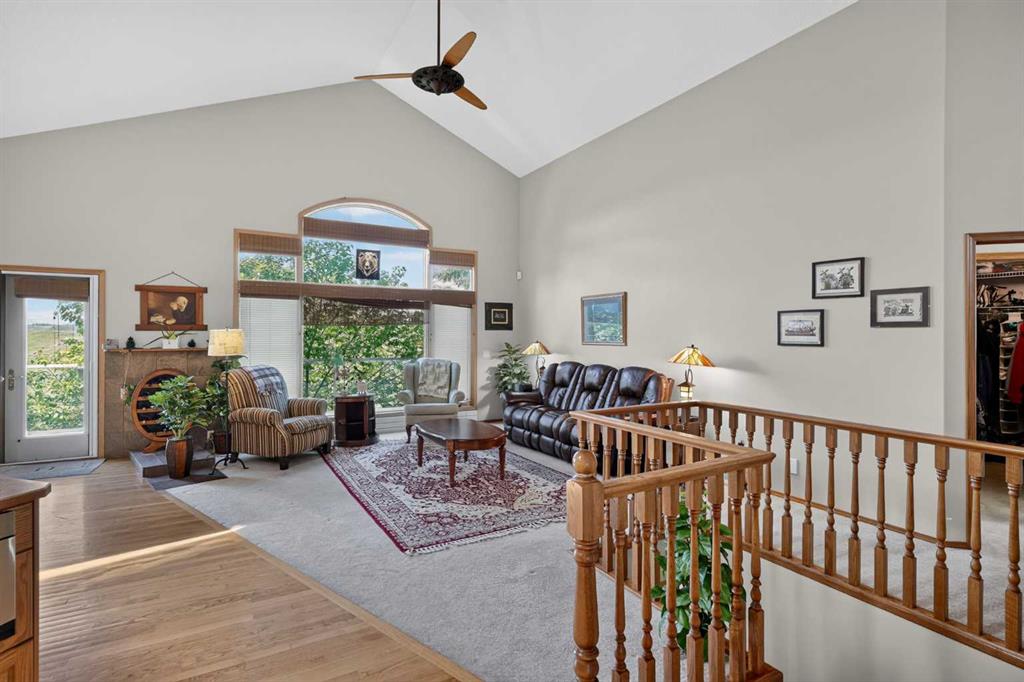 Picture for 166 Scenic Ridge Crescent NW