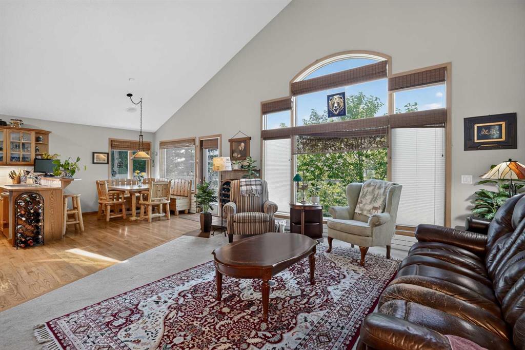Picture for 166 Scenic Ridge Crescent NW
