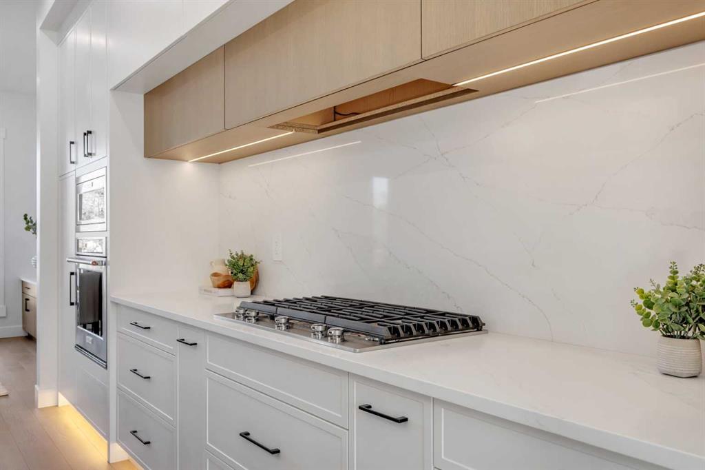 Picture for 2715 Cochrane Road NW https://www.cirrealty.ca/reb/creb/15/A2261515_11.jpg