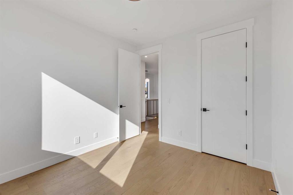 Picture for 2715 Cochrane Road NW https://www.cirrealty.ca/reb/creb/15/A2261515_31.jpg