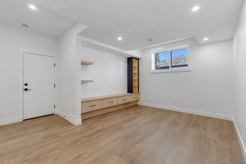 Picture for 2715 Cochrane Road NW https://www.cirrealty.ca/reb/creb/15/A2261515_43.jpg