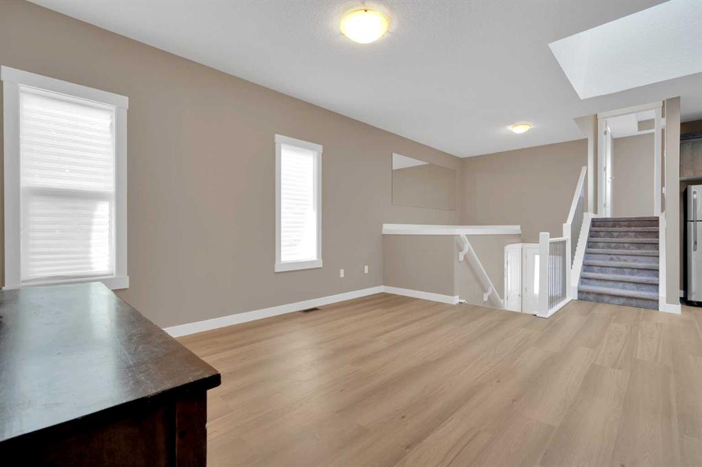 Picture for 87 Baysprings Way SW https://www.cirrealty.ca/reb/creb/15/A2264015_7.jpg