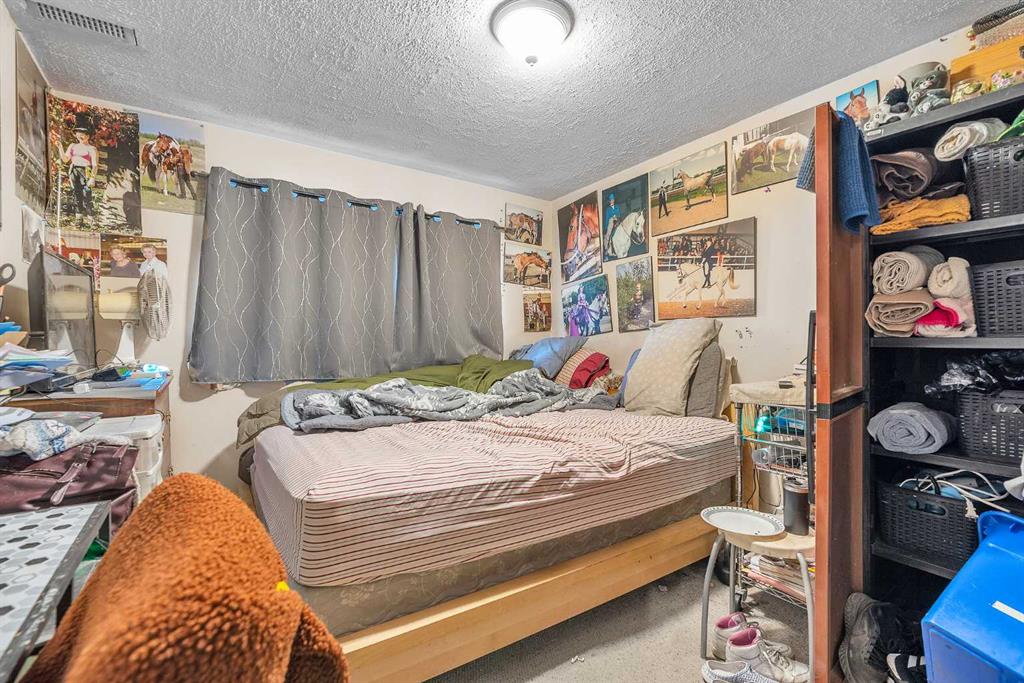 Picture for 7840 21A Street SE https://www.cirrealty.ca/reb/creb/15/A2266015_20.jpg