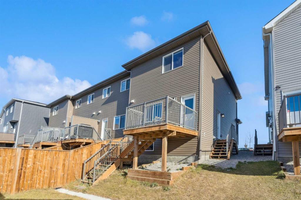 Picture for 259 Lucas Boulevard NW https://www.cirrealty.ca/reb/creb/15/A2266915_30.jpg