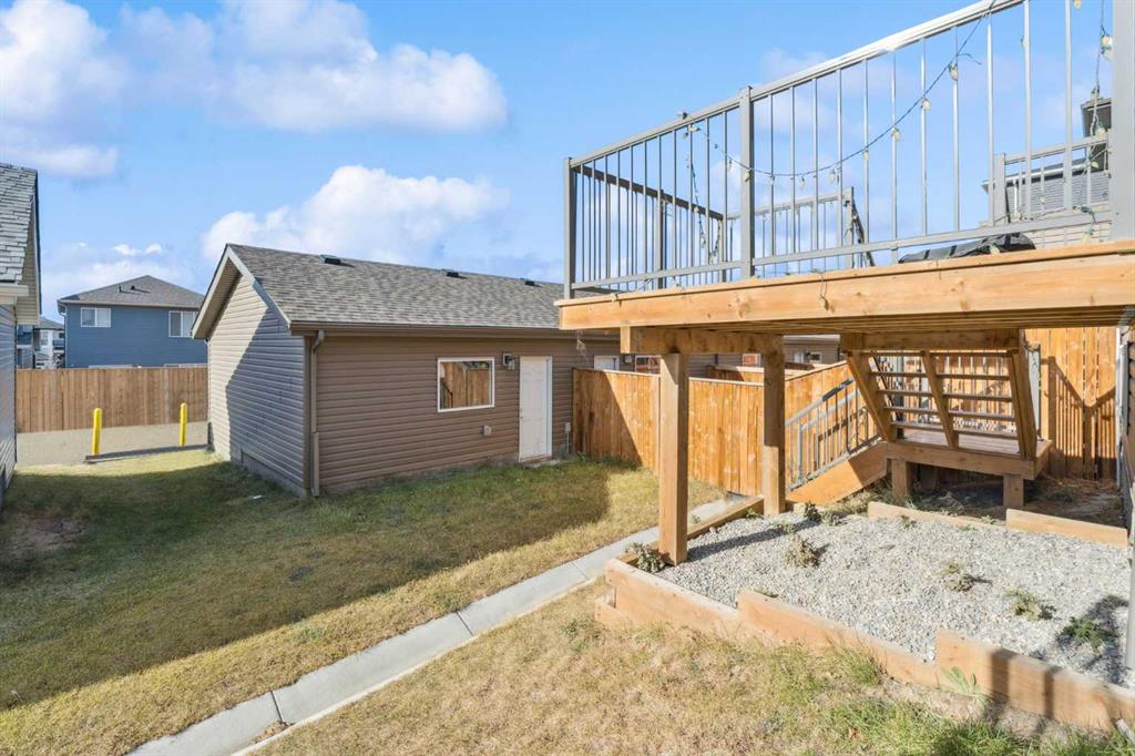 Picture for 259 Lucas Boulevard NW https://www.cirrealty.ca/reb/creb/15/A2266915_31.jpg