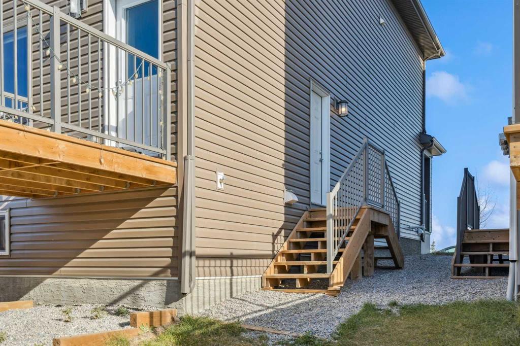 Picture for 259 Lucas Boulevard NW https://www.cirrealty.ca/reb/creb/15/A2266915_32.jpg