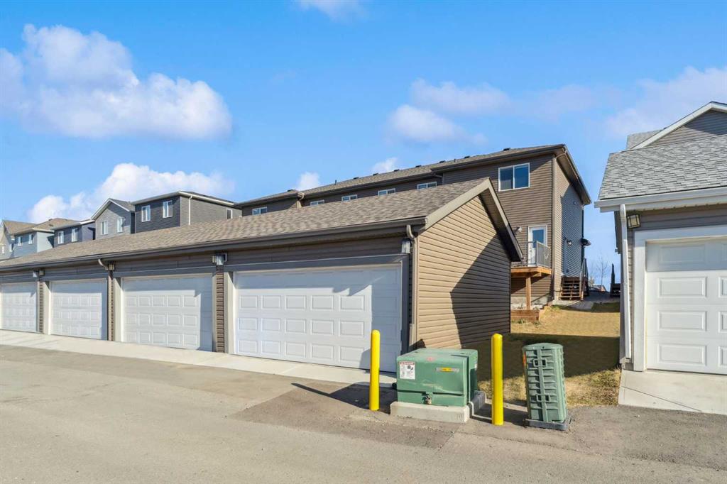 Picture for 259 Lucas Boulevard NW https://www.cirrealty.ca/reb/creb/15/A2266915_33.jpg