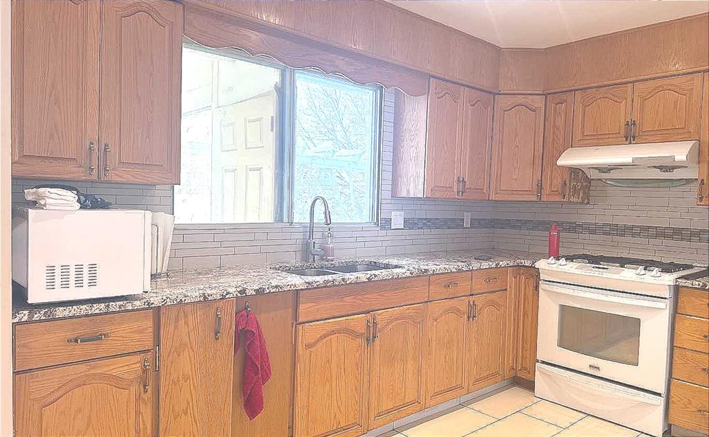 Picture for 6111 26 Avenue NE