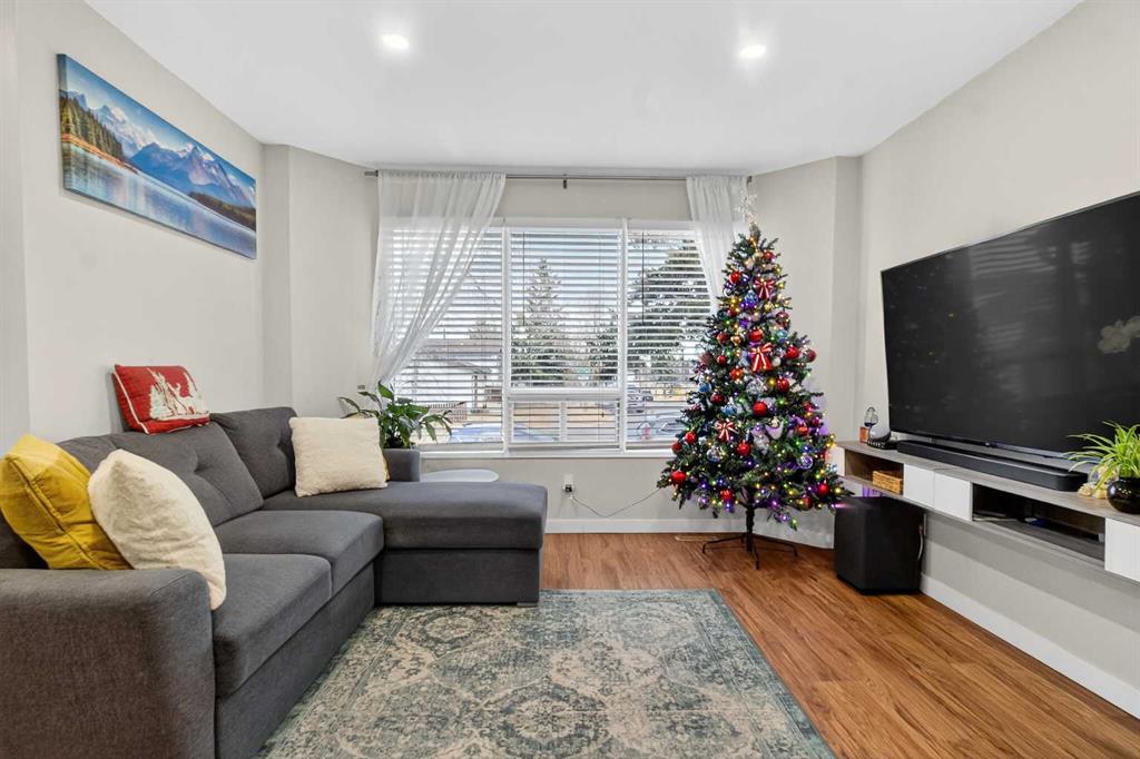 Picture for 1451 Berkley Drive NW