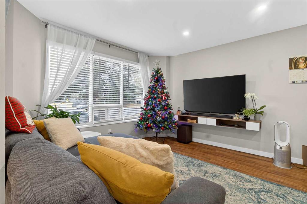Picture for 1451 Berkley Drive NW