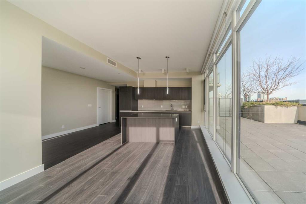 Picture for 702, 1188 3 Street SE