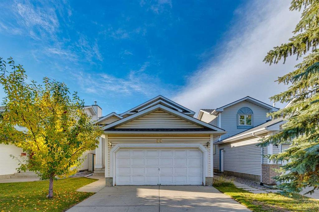 Picture for 33 River Rock Crescent SE