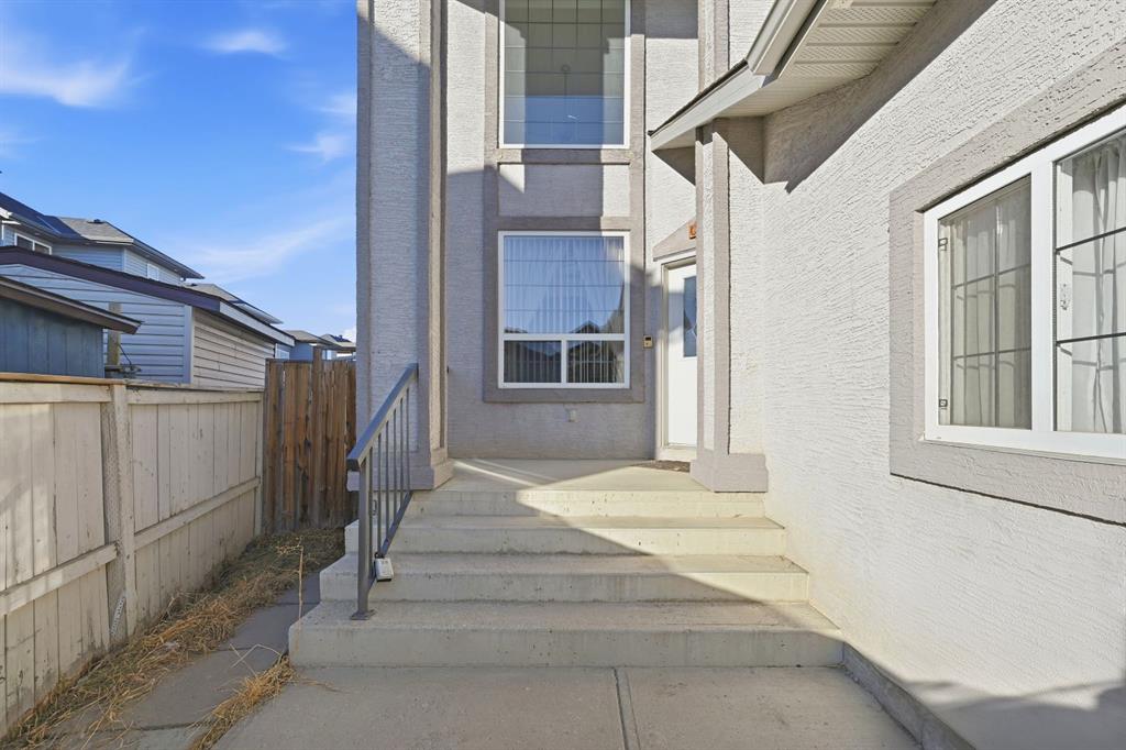 Picture for 104 Taralake Common NE