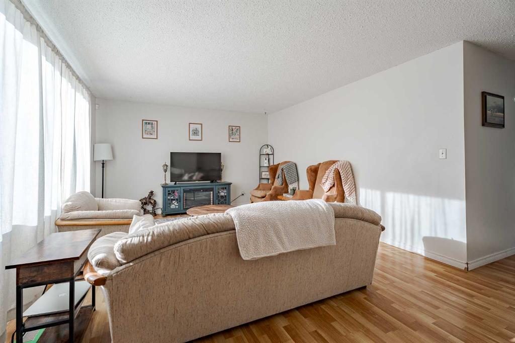 Picture for 5108 52 Avenue 