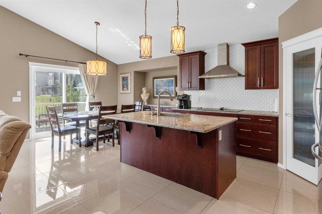 Picture for 68 Nolanlake View NW